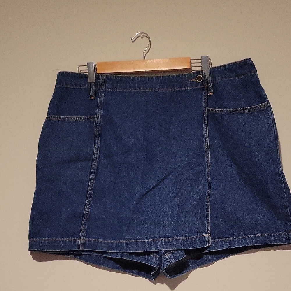 Avenue Blues Denim Blue Women's Wrap Skort Size 20